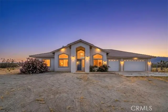 1485 La Mesa, Phelan, CA 92371 - #2