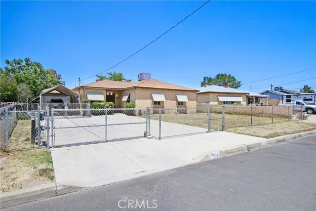 15412 Pine Avenue, Fontana, CA 92335 - #1