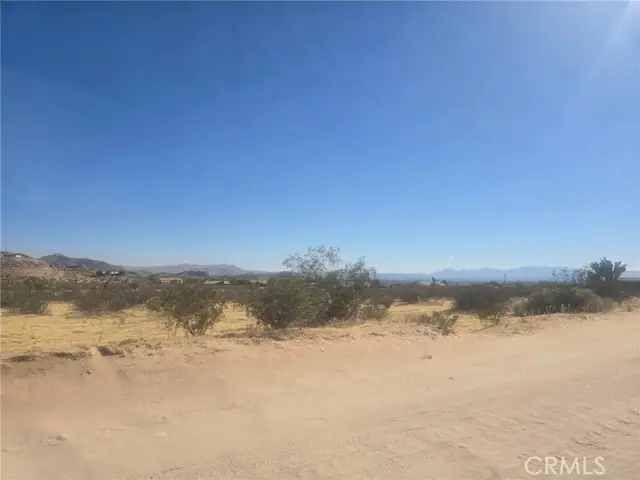 0 Cahuilla, Apple Valley, CA 92307 - #3