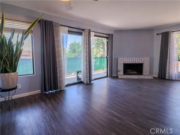 2264 Rose Avenue, Signal Hill, CA 90755