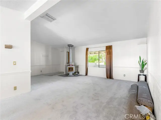 10164 White, Phelan, CA 92371 - #3