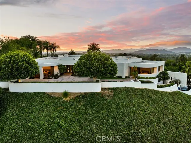 2130 Old Quarry Road, Riverside, CA 92506 - #2
