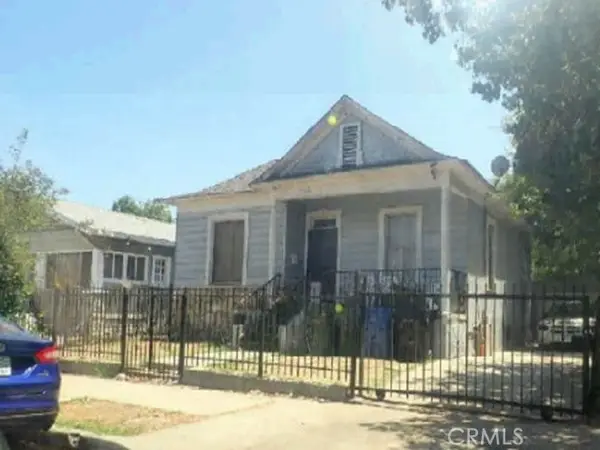 908 49th Place, Los Angeles, CA 90011