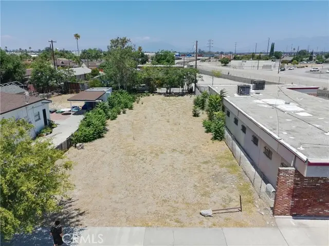 1371 La Cadena, Colton, CA 92324 - #1