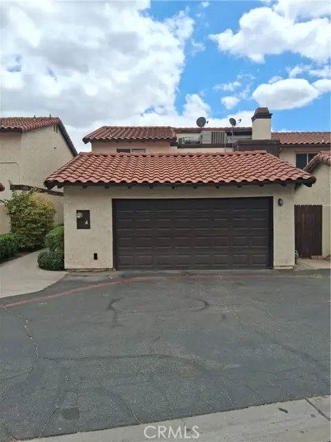 1077 Santo Antonio Drive  #4, Colton, CA 92324