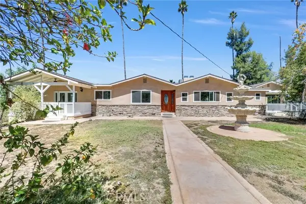 1505 Gratton Street, Riverside, CA 92504