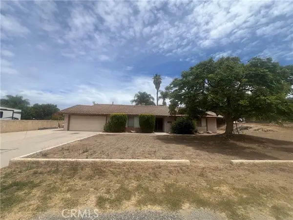 17450 Paula, Riverside, CA 92504