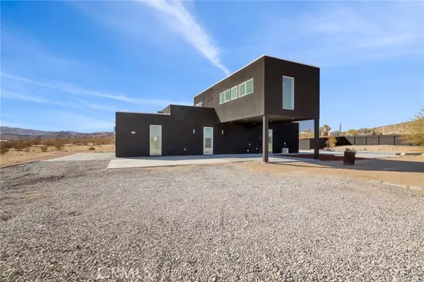 3460 Stonehill Avenue, Joshua Tree, CA 92252