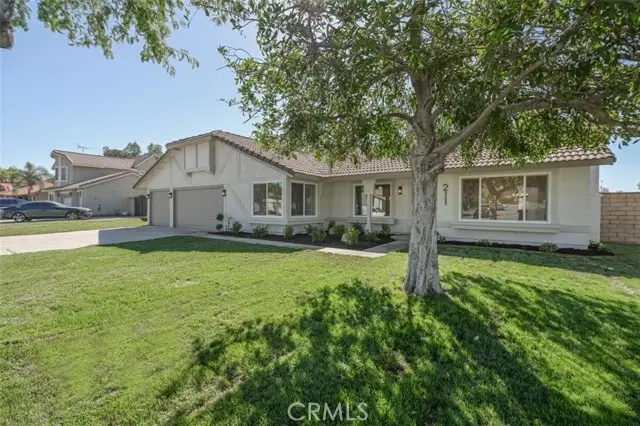 211 Columbine Avenue, Rialto, CA 92377 - #1
