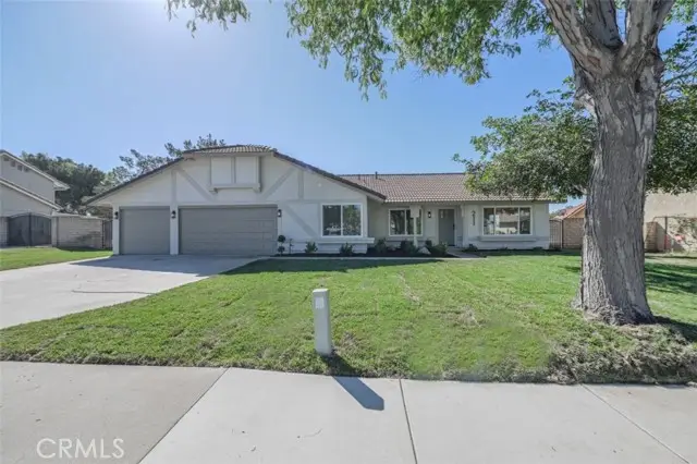 211 Columbine Avenue, Rialto, CA 92377 - #2