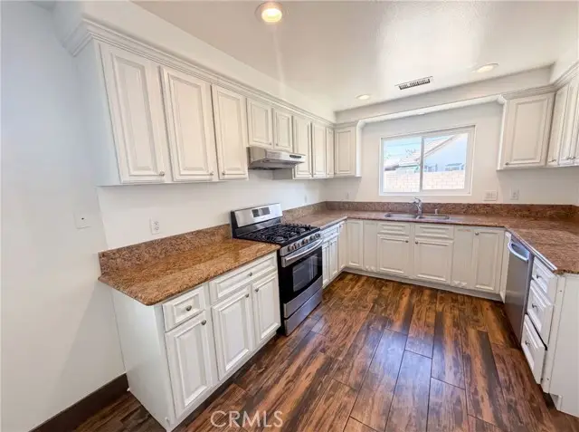 922 Craig, Rialto, CA 92377 - #2
