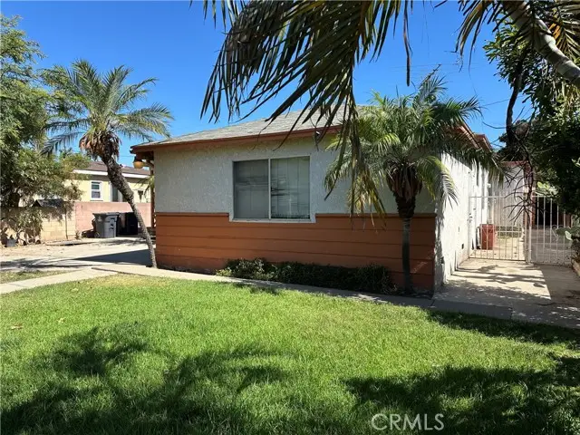 2125 11th, Santa Ana, CA 92703 - #3