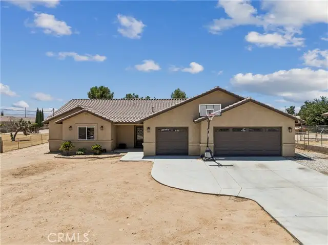 18103 Manzanita, Hesperia, CA 92345 - #1
