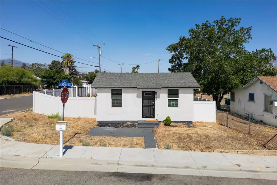 582 Almond, Banning, CA 92220 - #2
