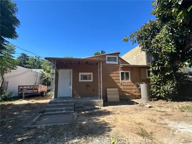 211 Riverside, Rialto, CA 92376 - #2