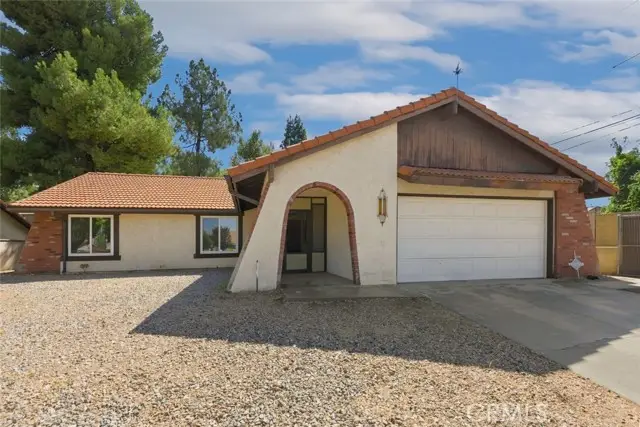 13689 Sarah Street, Yucaipa, CA 92399 - #2
