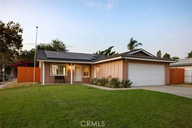 862 Juniper Street, Ontario, CA 91762 - #2
