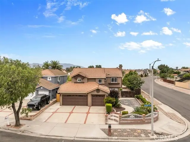 386 Arthur, Corona, CA 92879 - #3