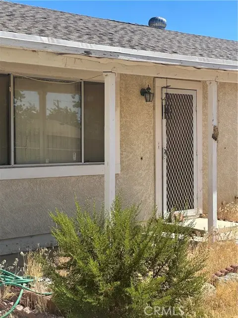 17821 Longmeadow, Palmdale, CA 93591