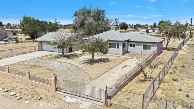 15212 Dos Palmas, Victorville, CA 92392 - #1