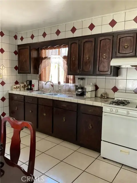 2454 7th Street, San Bernardino, CA 92410