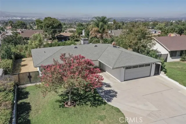 3803 Piedmont, Highland, CA 92346 - #3