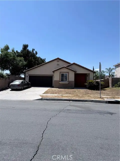 7194 Almeria, Fontana, CA 92336 - #2