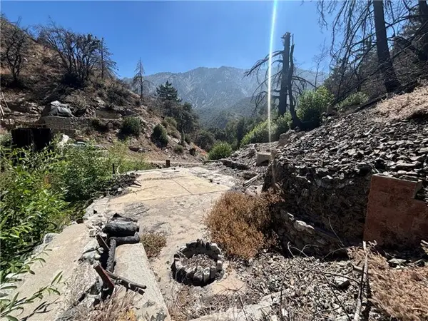 6675 Bear, Claremont, CA 91711