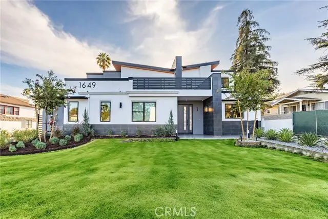 1649 Lake Avenue  #2, Pasadena, CA 91104 - #3