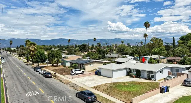 825 Lilac Avenue, Rialto, CA 92376 - #2