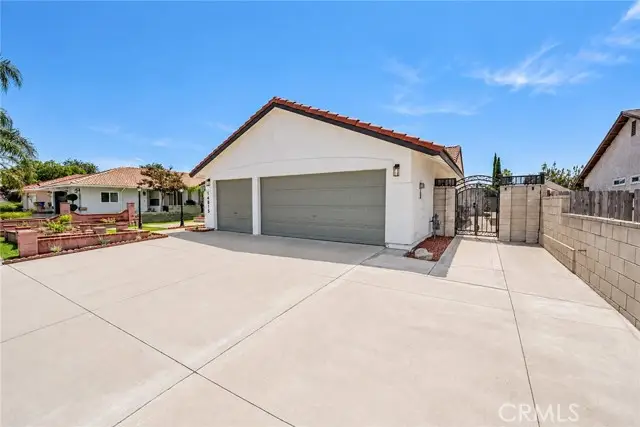 14815 Hibiscus, Fontana, CA 92335 - #2
