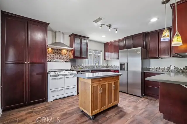 1534 213th, Torrance, CA 90501 - #2