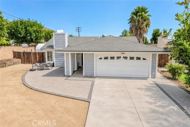 198 Pennsylvania St, Lake Elsinore, CA 92530 - #1