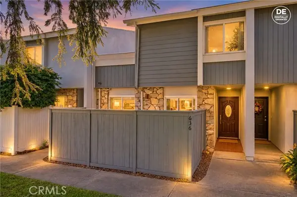 636 Rhine Lane  #122, Costa Mesa, CA 92626