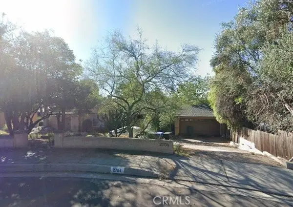 2704 Community, La Crescenta, CA 91214