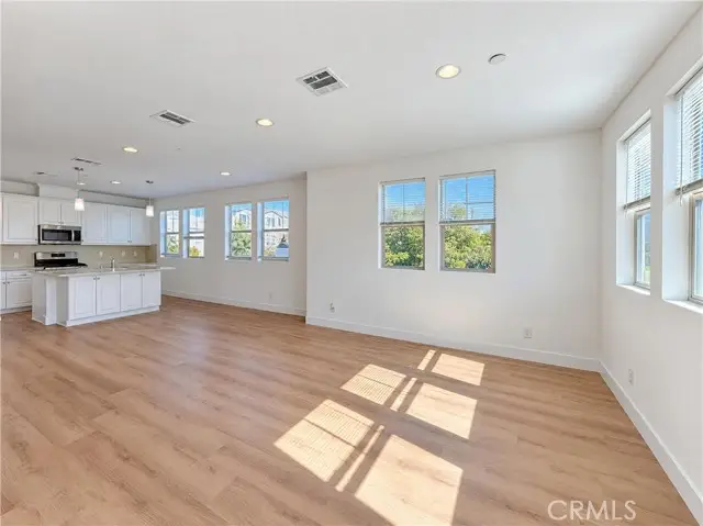 14114 Pine, Van Nuys, CA 91405 - #2