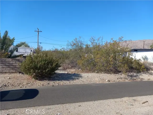 9 BASELINE AVE., Twentynine Palms, CA 92277 - #1