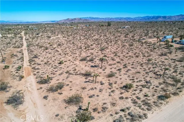 3161 Warren Vista Avenue, Yucca Valley, CA 92284 - #2