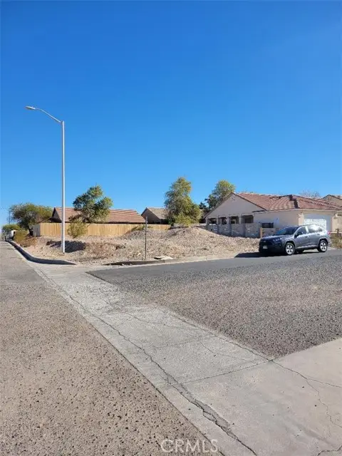 2207 Casa Loma Street, Needles, CA 92363