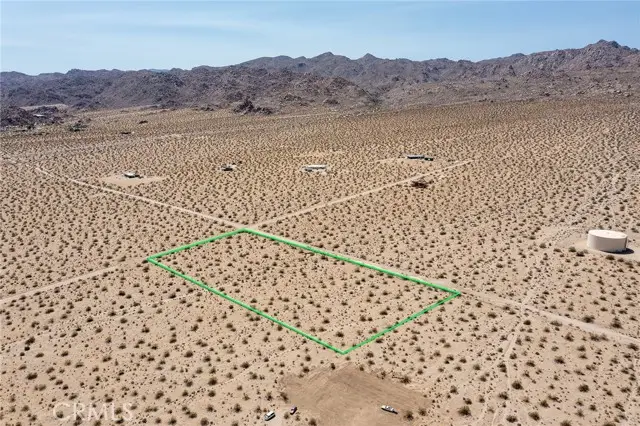 7200 Sun View Avenue, Joshua Tree, CA 92252 - #3