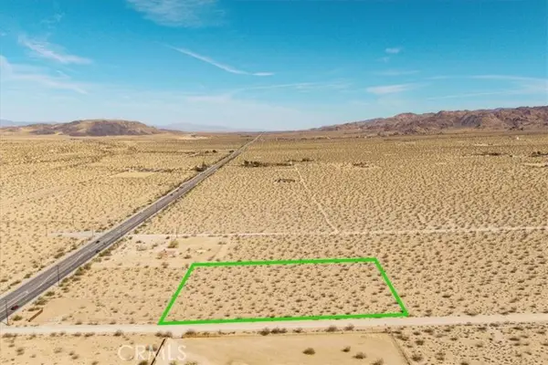 14 Arizona Avenue, Joshua Tree, CA 92252