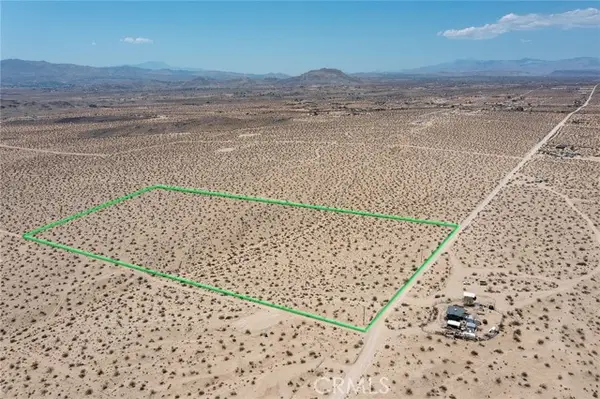 6789 La Brisa Drive, Joshua Tree, CA 92252