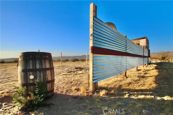 4594 Rice Avenue, Joshua Tree, CA 92252