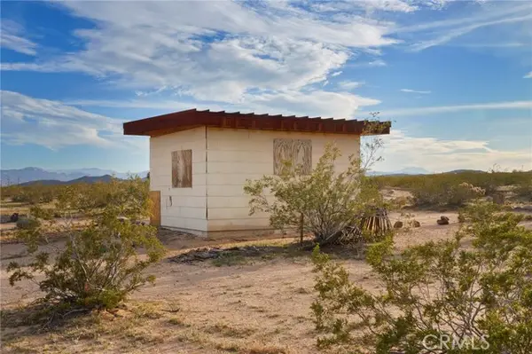77 Copper Moon Lane, Joshua Tree, CA 92252