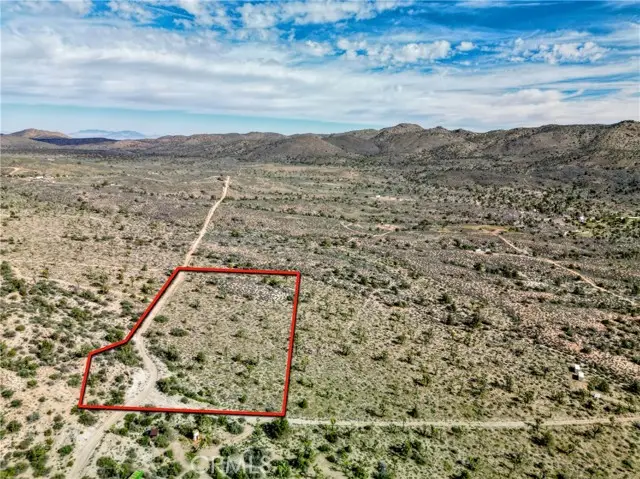 27 Vista Road, Lucerne Valley, CA 92356 - #2
