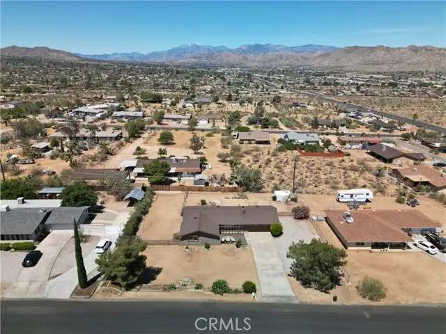 7376 Victoria, Yucca Valley, CA 92284 - #3