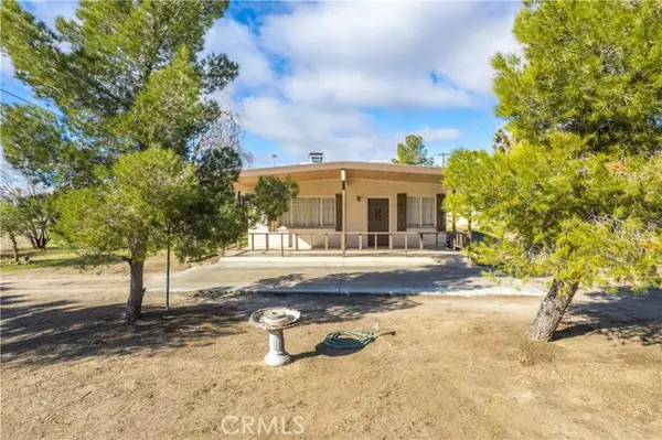 6936 Grand Avenue, Yucca Valley, CA 92284