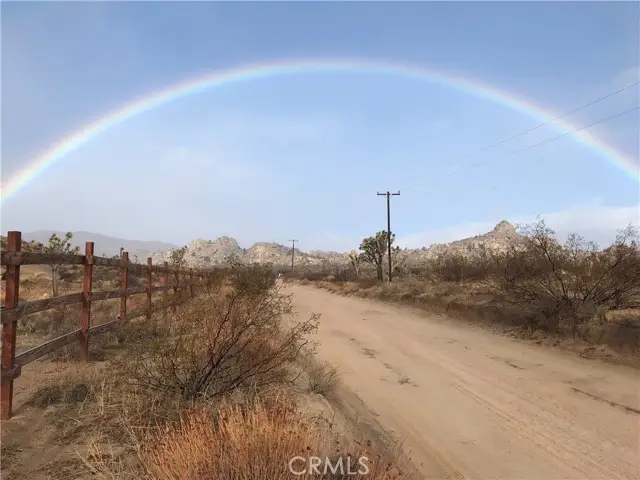 100 Gods Way Love Rd Road, Pioneertown, CA 92268 - #2