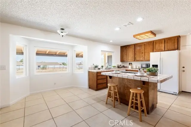 57944 Ivanhoe Drive, Yucca Valley, CA 92284 - #2
