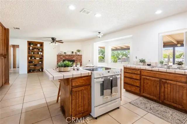 57944 Ivanhoe Drive, Yucca Valley, CA 92284 - #3